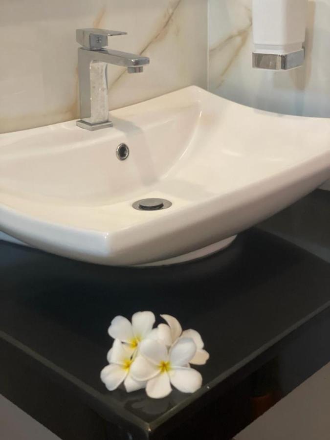 Villa Crystals Malabe Εξωτερικό φωτογραφία