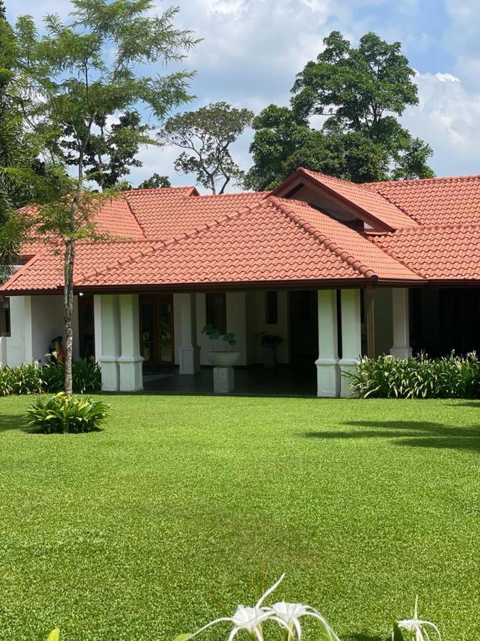 Villa Crystals Malabe Εξωτερικό φωτογραφία