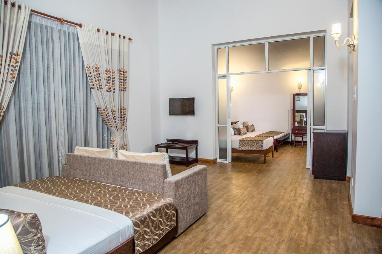 Villa Crystals Malabe Εξωτερικό φωτογραφία